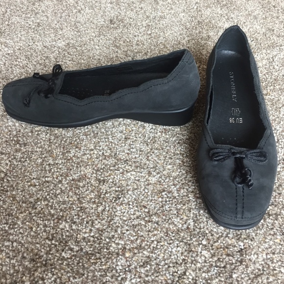 Italian Suede Loafers by Stonefly - Picture 1 of 7